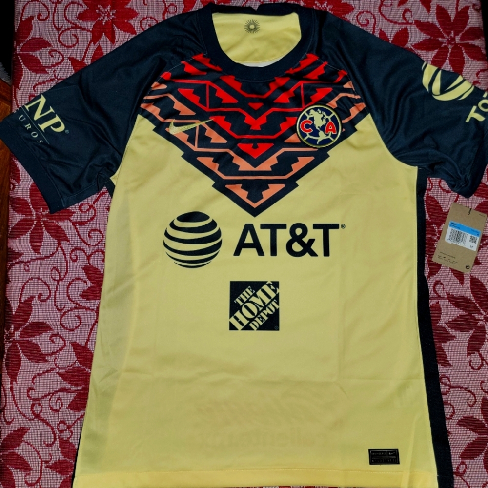 Nike 2020-21” Club America Stadium Home Jersey Mens Size M CV7887-706 (X1)